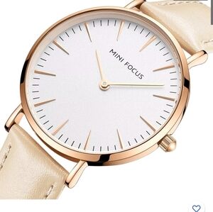 Women's Modern Minimalist Champagne Leather Band Watch Dress Quartz Wristwatch